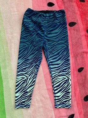 MFW Peloton x Kali Blue Green Zebra Stripe Capri Leggings • S NWOT Miami Fitwear